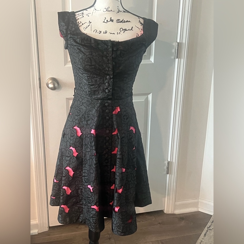 Betsey Johnson Vintage Y2K Black Evening Dress with Pink Lining